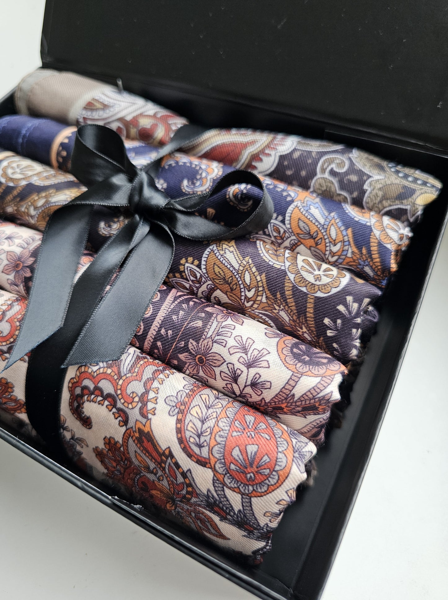 Retro hijabbox (3)