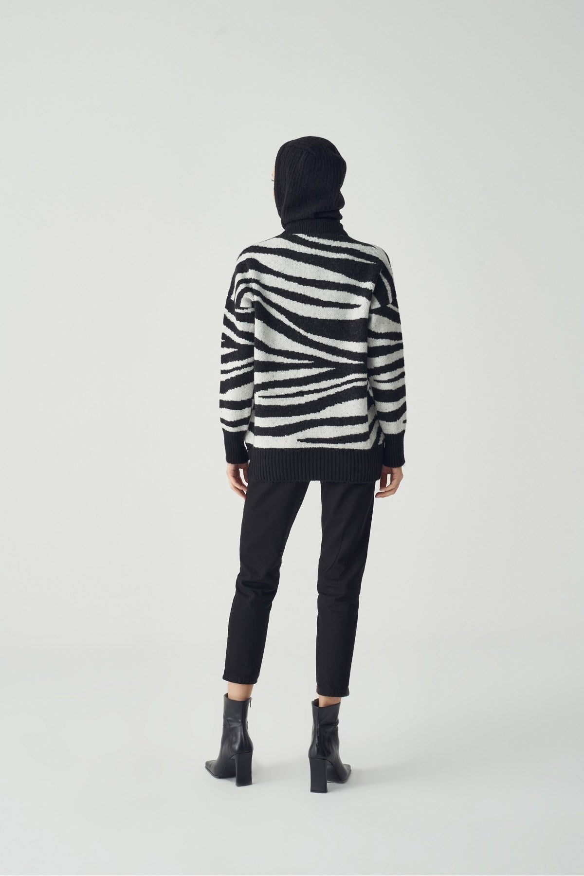 Zebra trui (Zwart)
