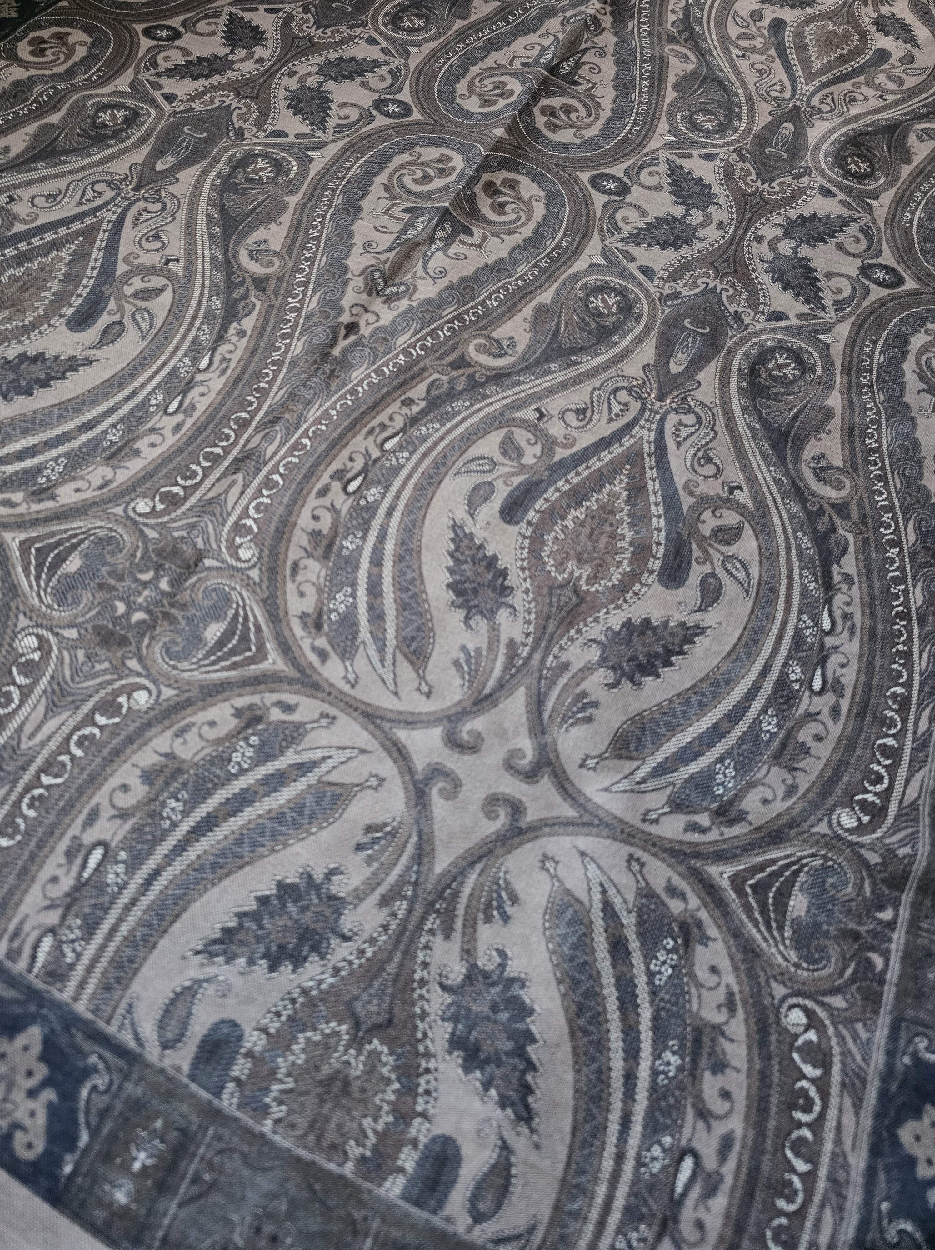 Retro Diella (Light Brown)