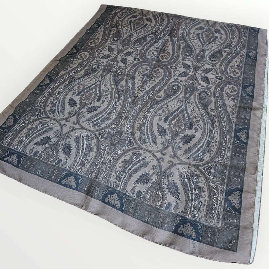 Retro Diella (Light Brown)