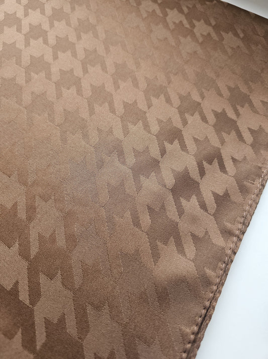 Jaquard (Light Brown)