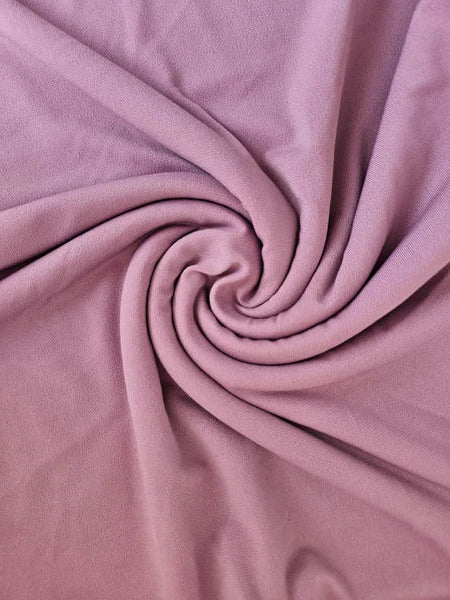 Lila hoofddoek