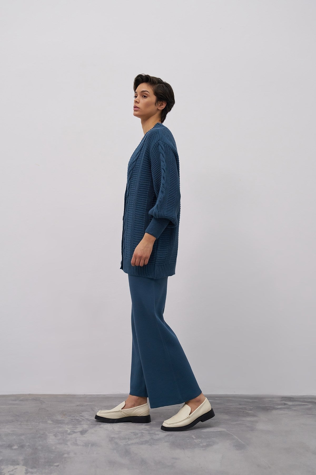 Oversized gebreid kabelvest — Indigo - Nisaboutique